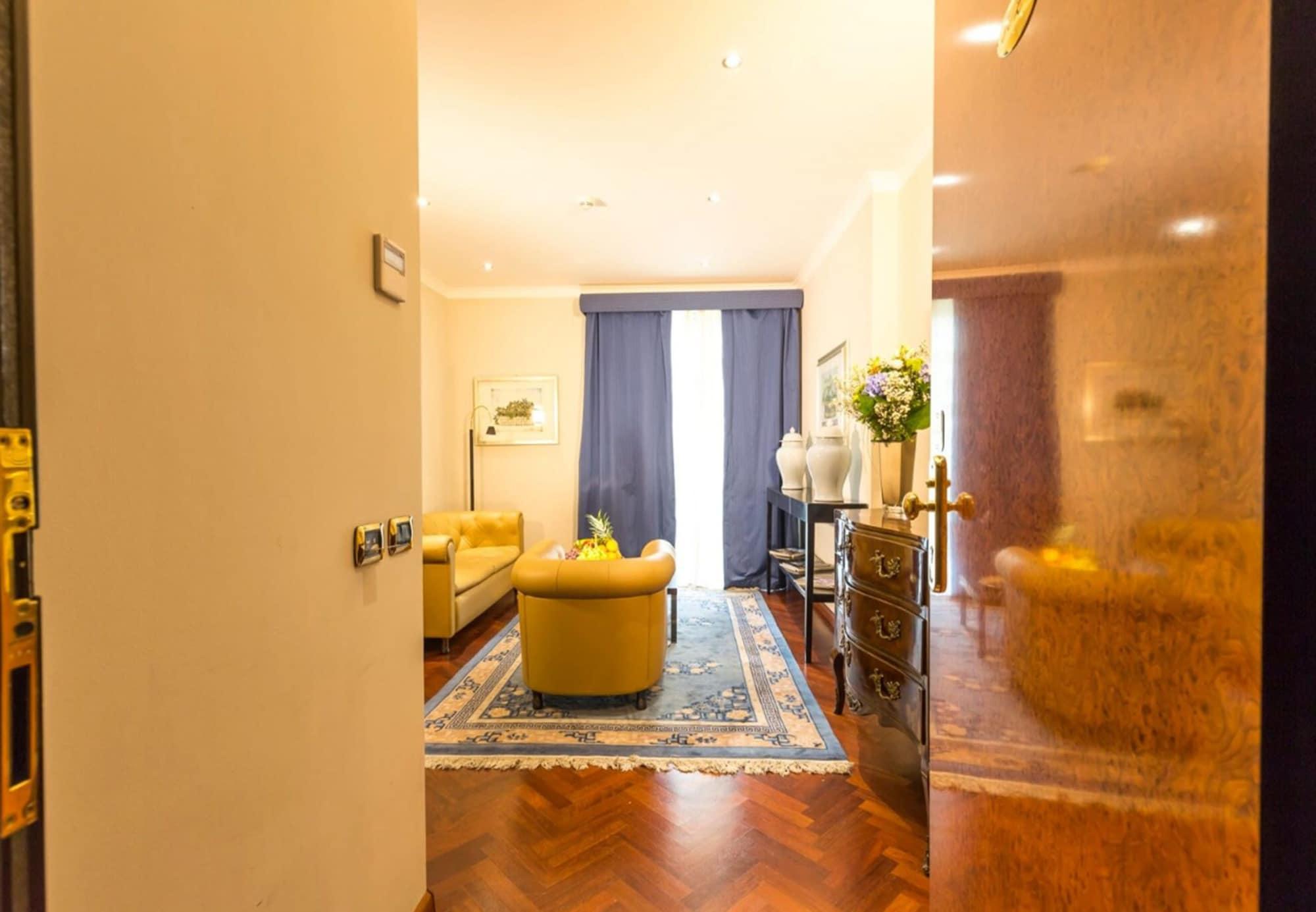 Hotel Giardino Inglese Палермо Екстериор снимка
