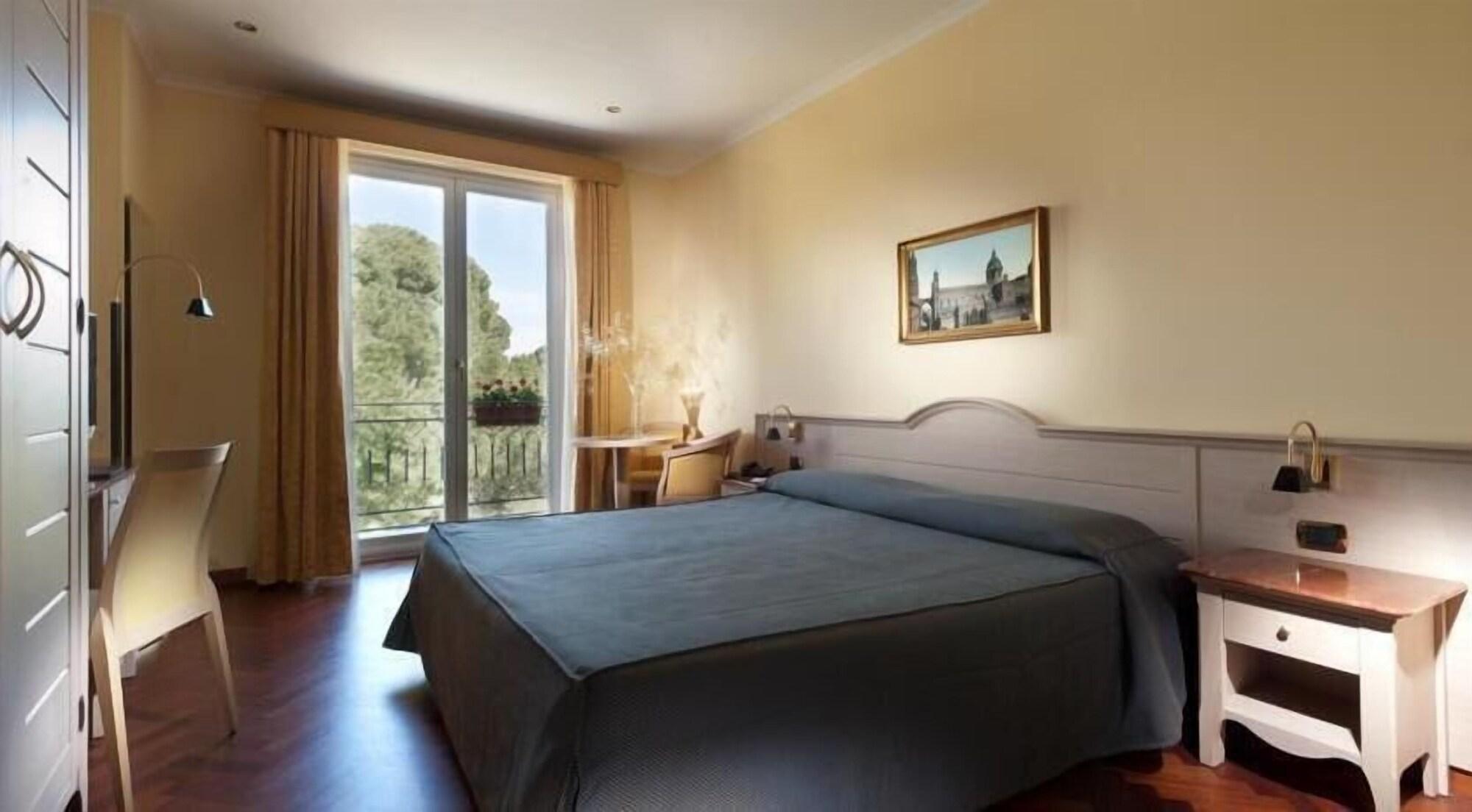 Hotel Giardino Inglese Палермо Екстериор снимка