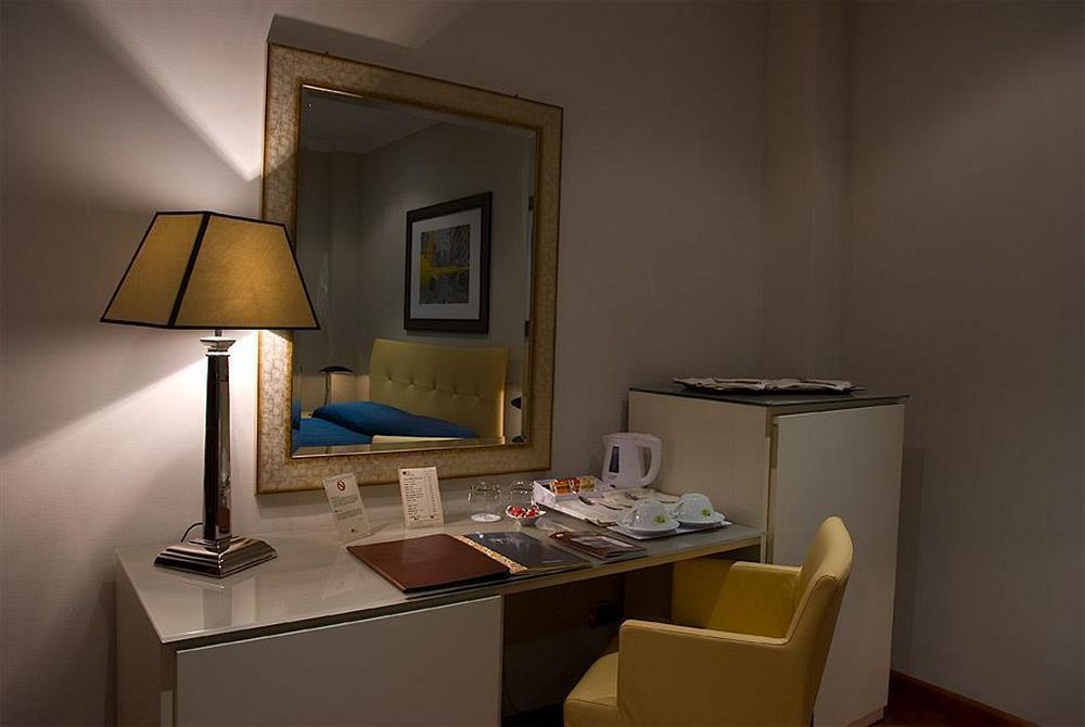 Hotel Giardino Inglese Палермо Екстериор снимка