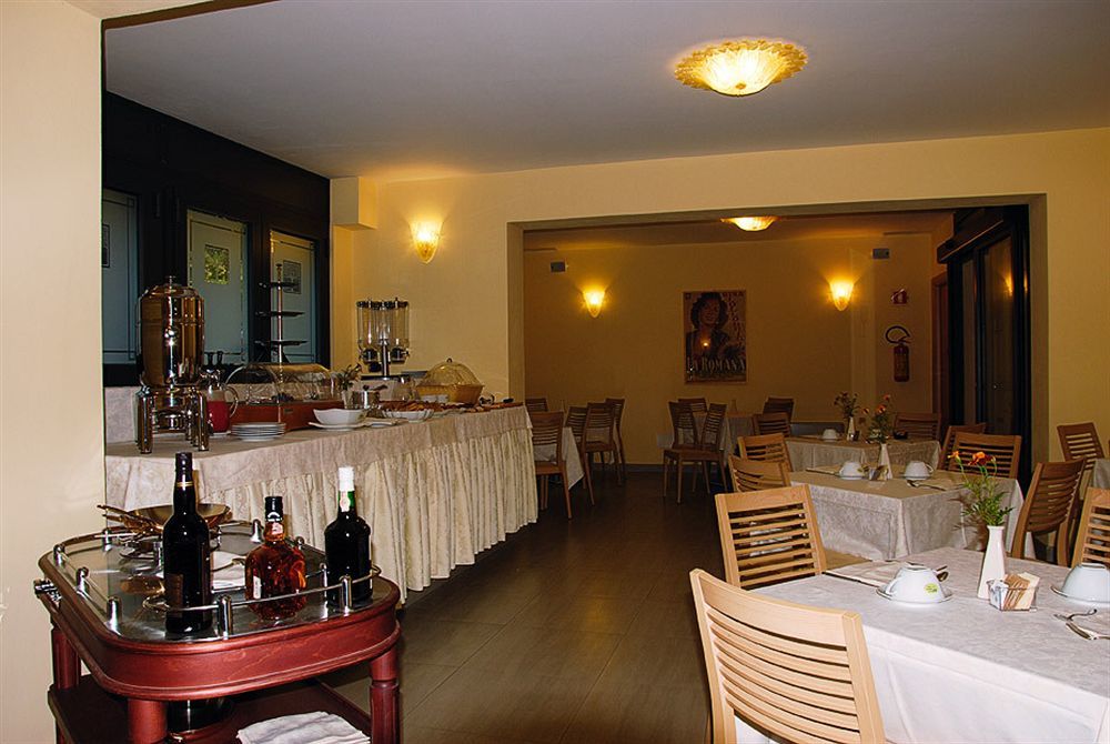 Hotel Giardino Inglese Палермо Екстериор снимка